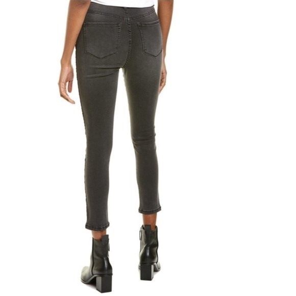 NEON BLONDE Bella Black Velvet Magic Sky High-Rise Skinny Jean - Size 26 - Picture 2 of 11